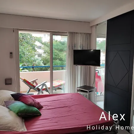 Menton, A Deux Pas De La Apartament *